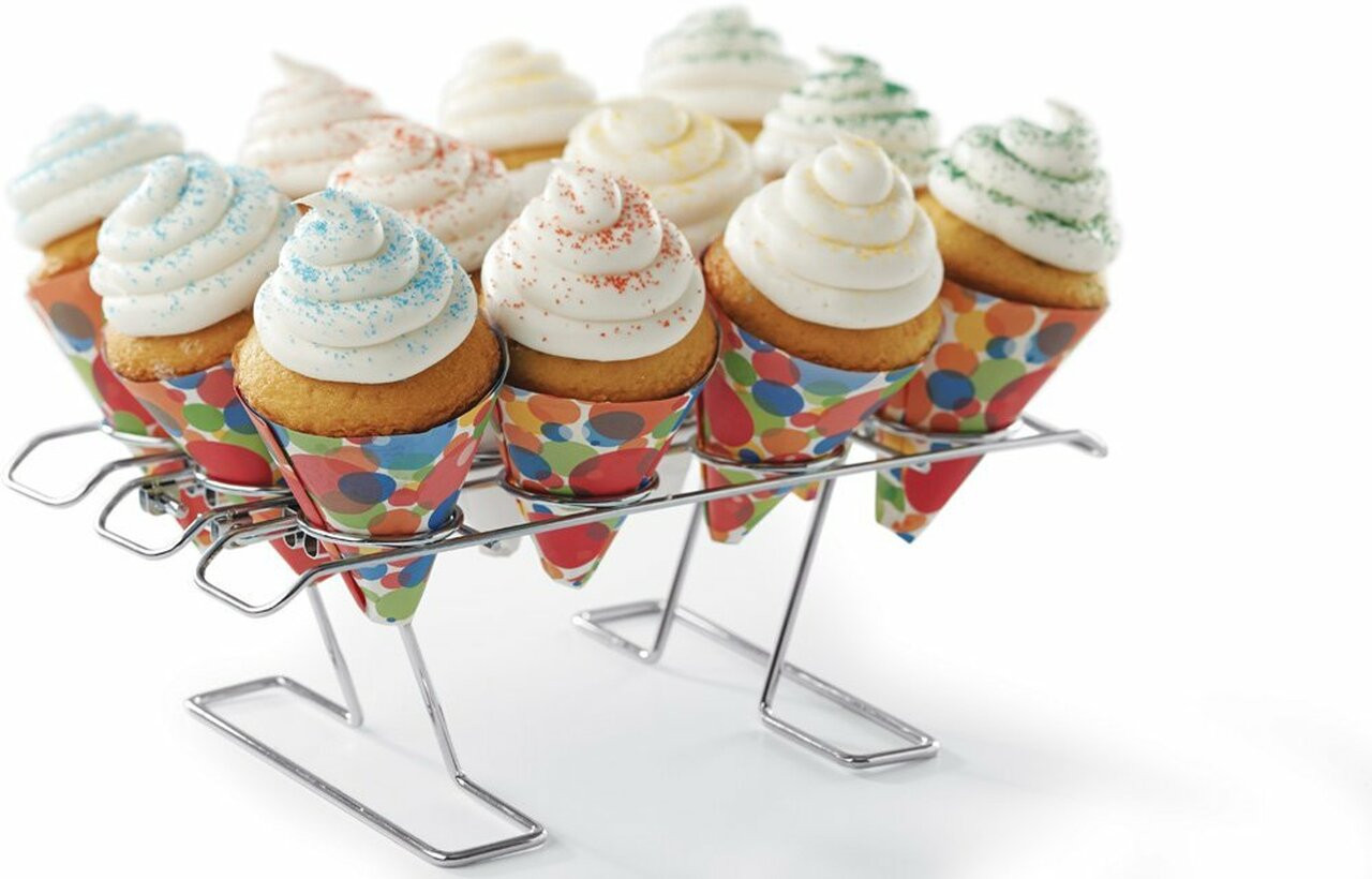 Wilton Cupcake Cake Ice Cream Cone 12-Cavity Baking Decorating Rack Holder Stand 
