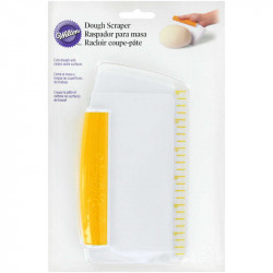 DOUGH SCRAPER