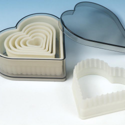 Nylon Cutter Set, Boxed, Fluted Heart, 7 pc set